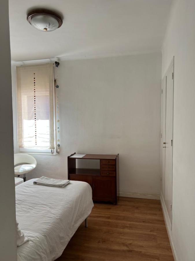 Appartamento Habitacion Economica Figueres  Esterno foto